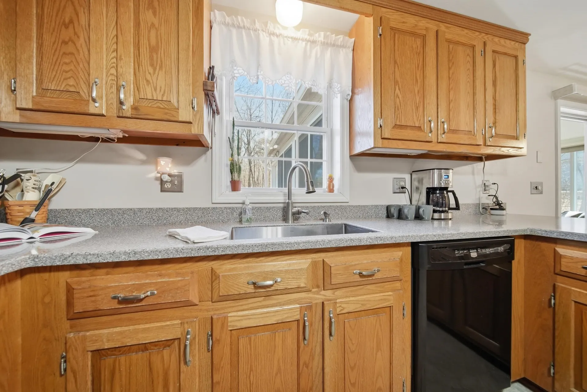 10 Virginia Court Hooksett NH 03106