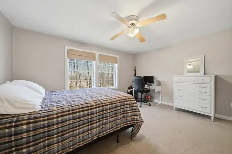 10 Virginia Court Hooksett NH 03106