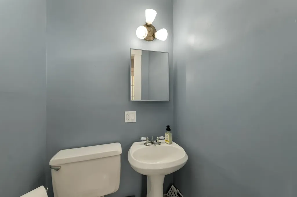 42 Joliet Street Laconia NH 03246