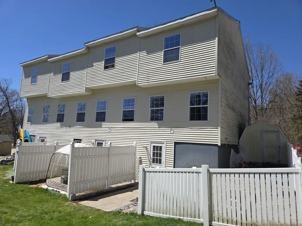 67 Glen Street Farmington NH 03835