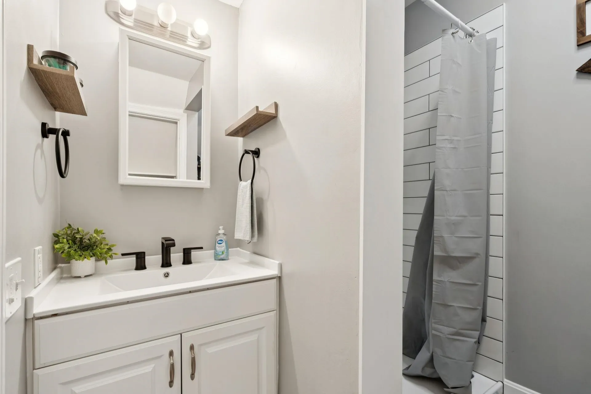 207 Maple Street Newport NH 03773