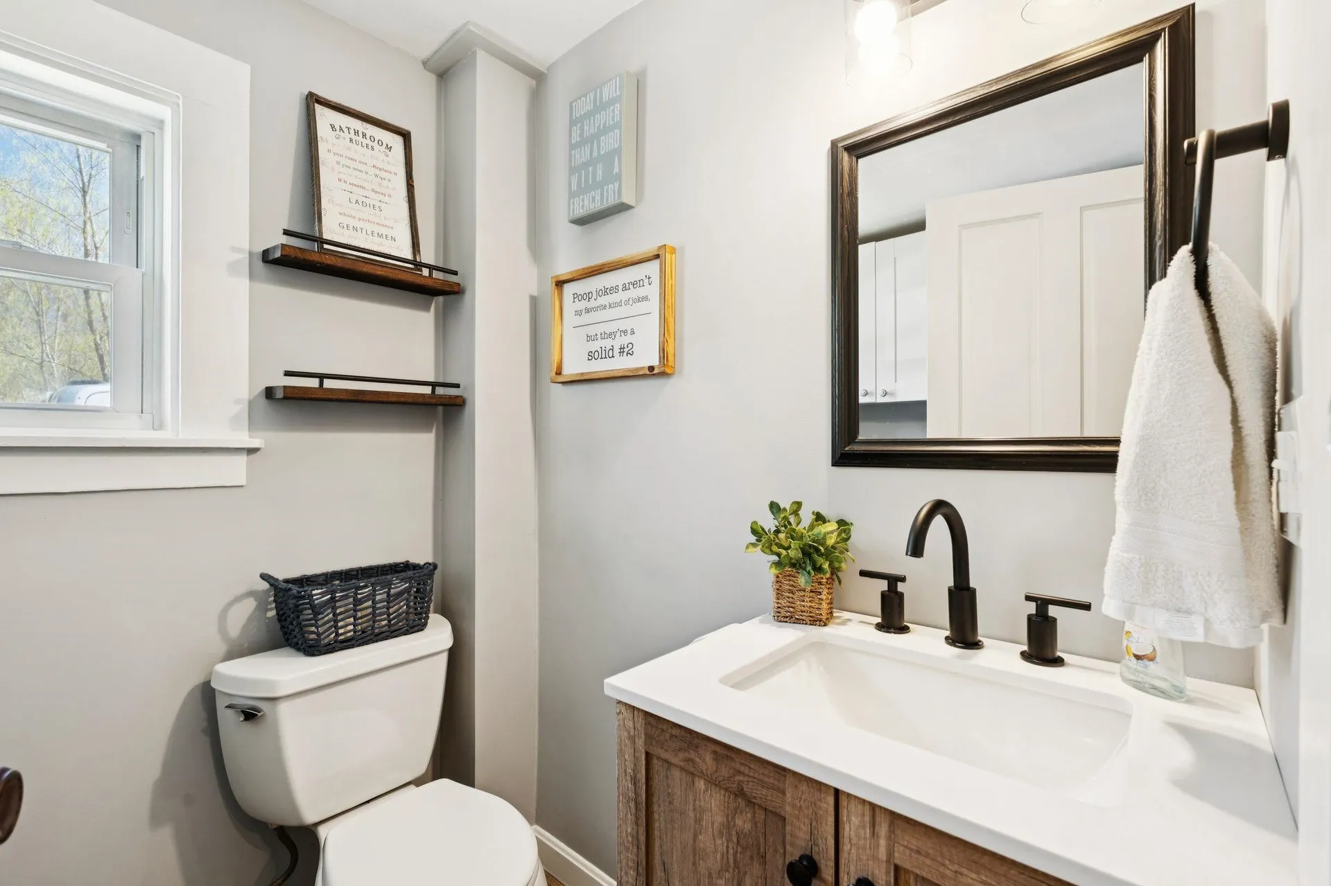 207 Maple Street Newport NH 03773