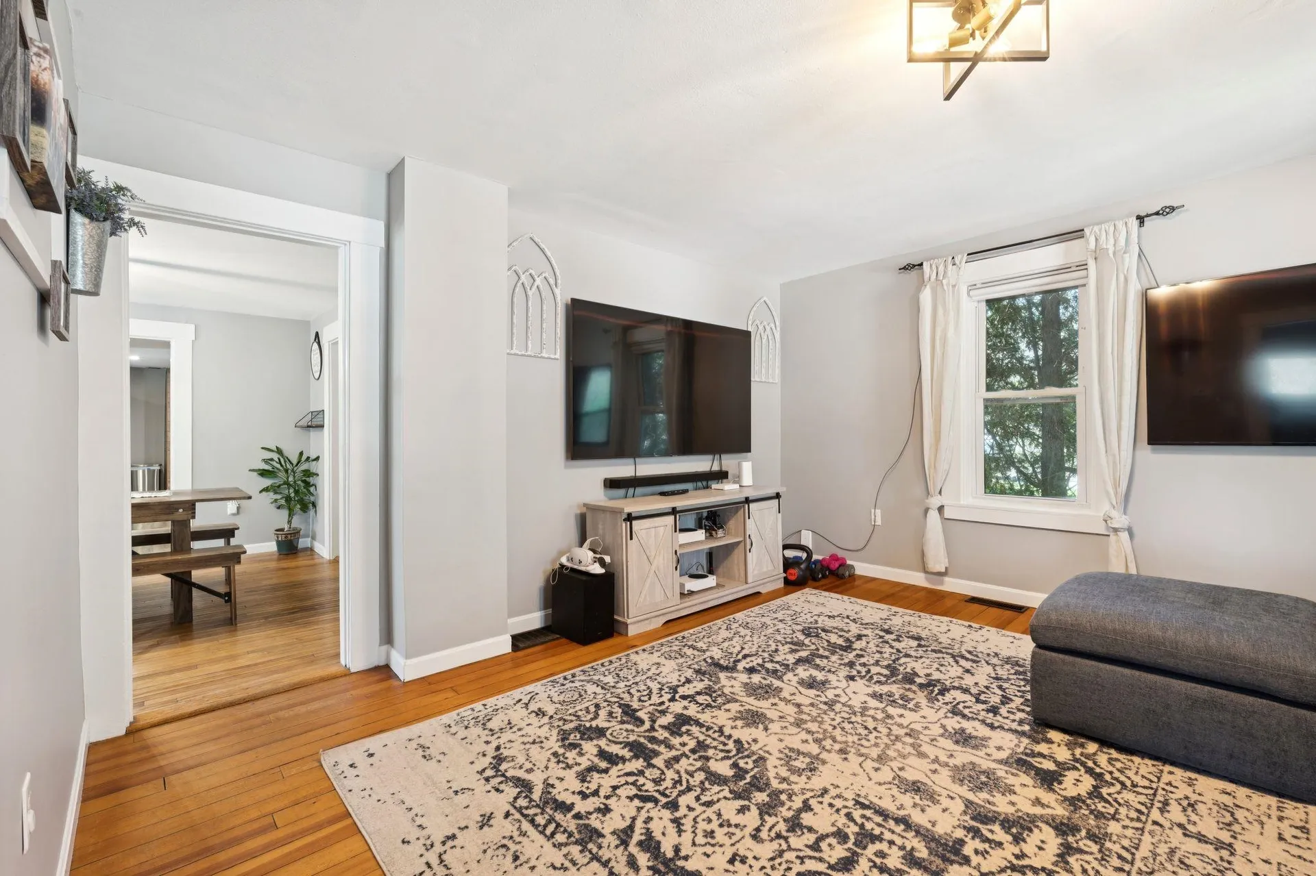 207 Maple Street Newport NH 03773