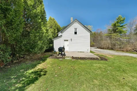 207 Maple Street Newport NH 03773