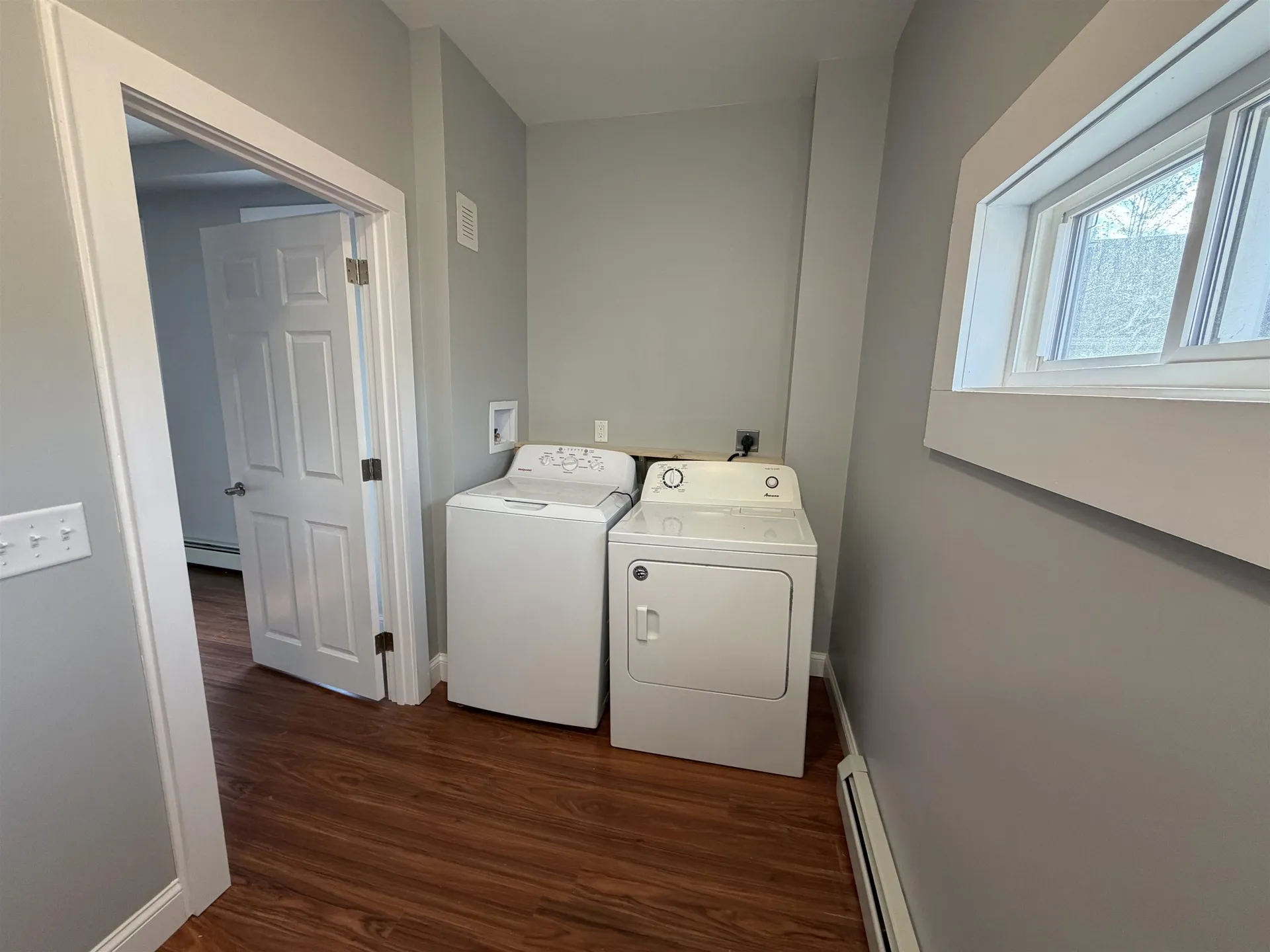 4 Elm Street Newmarket NH 03857