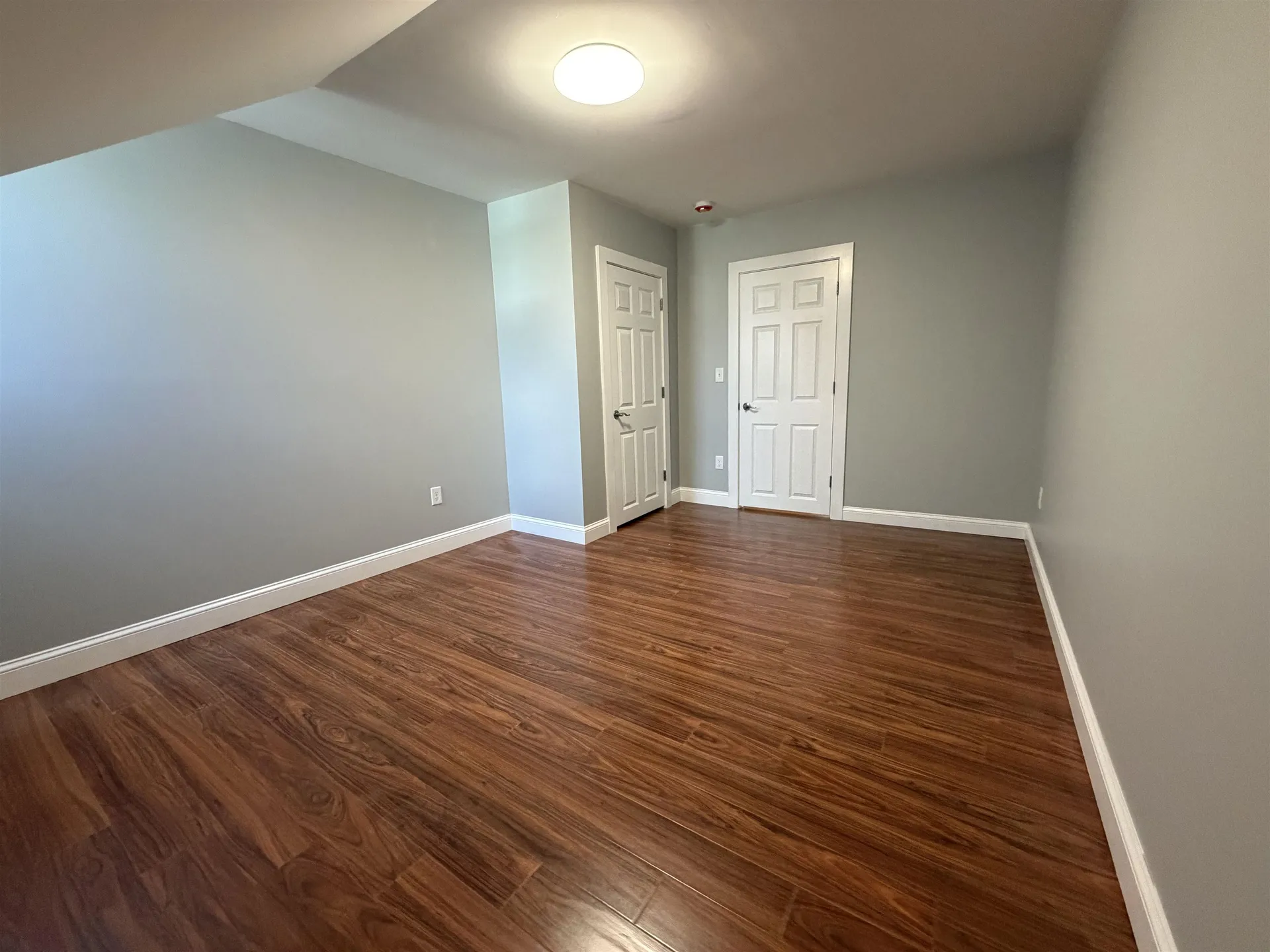 4 Elm Street Newmarket NH 03857