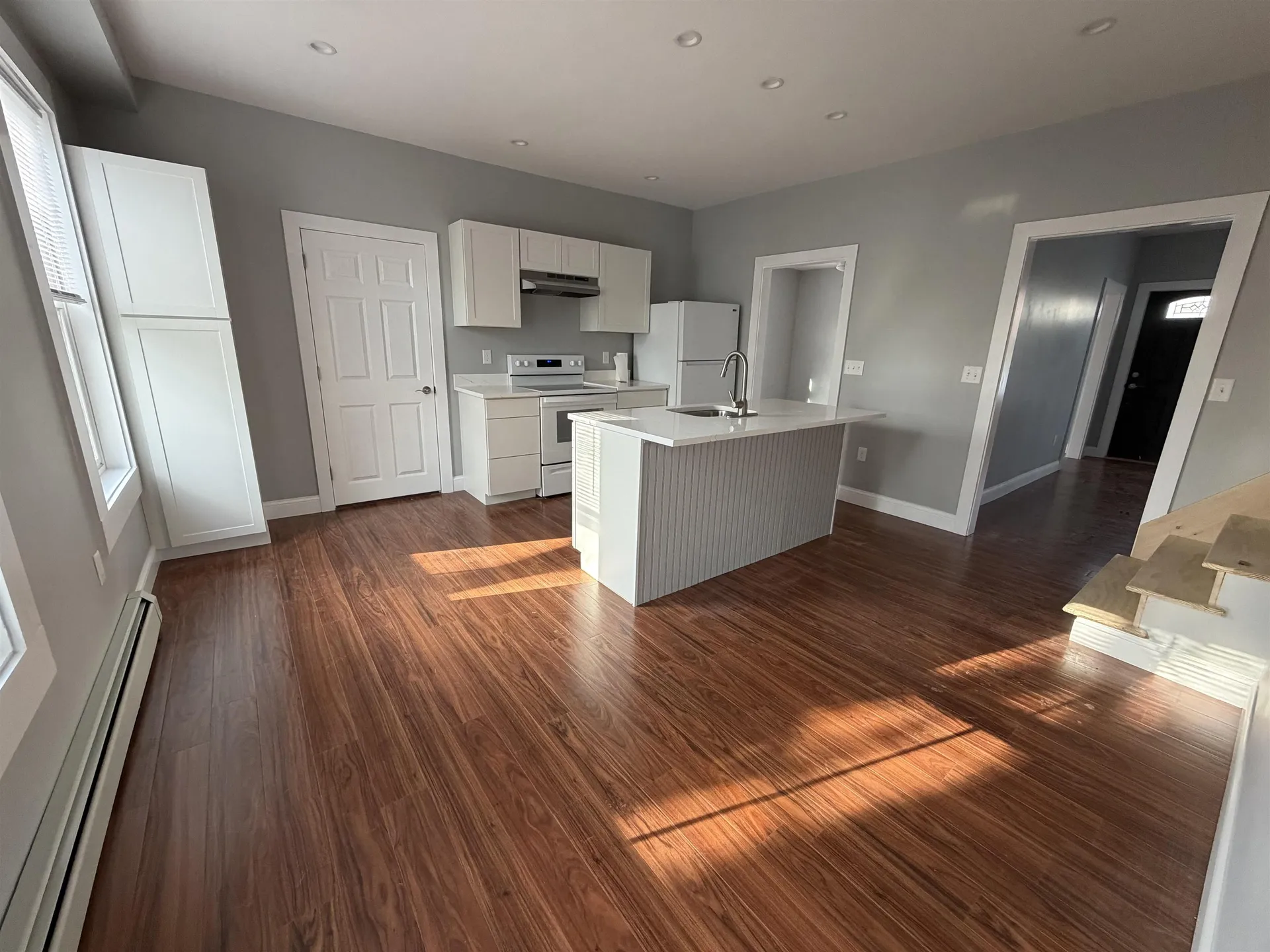 4 Elm Street Newmarket NH 03857