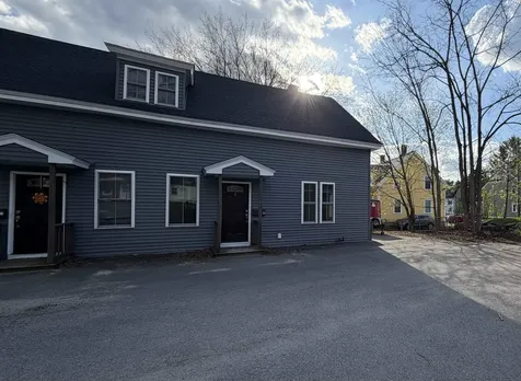 4 Elm Street Newmarket NH 03857
