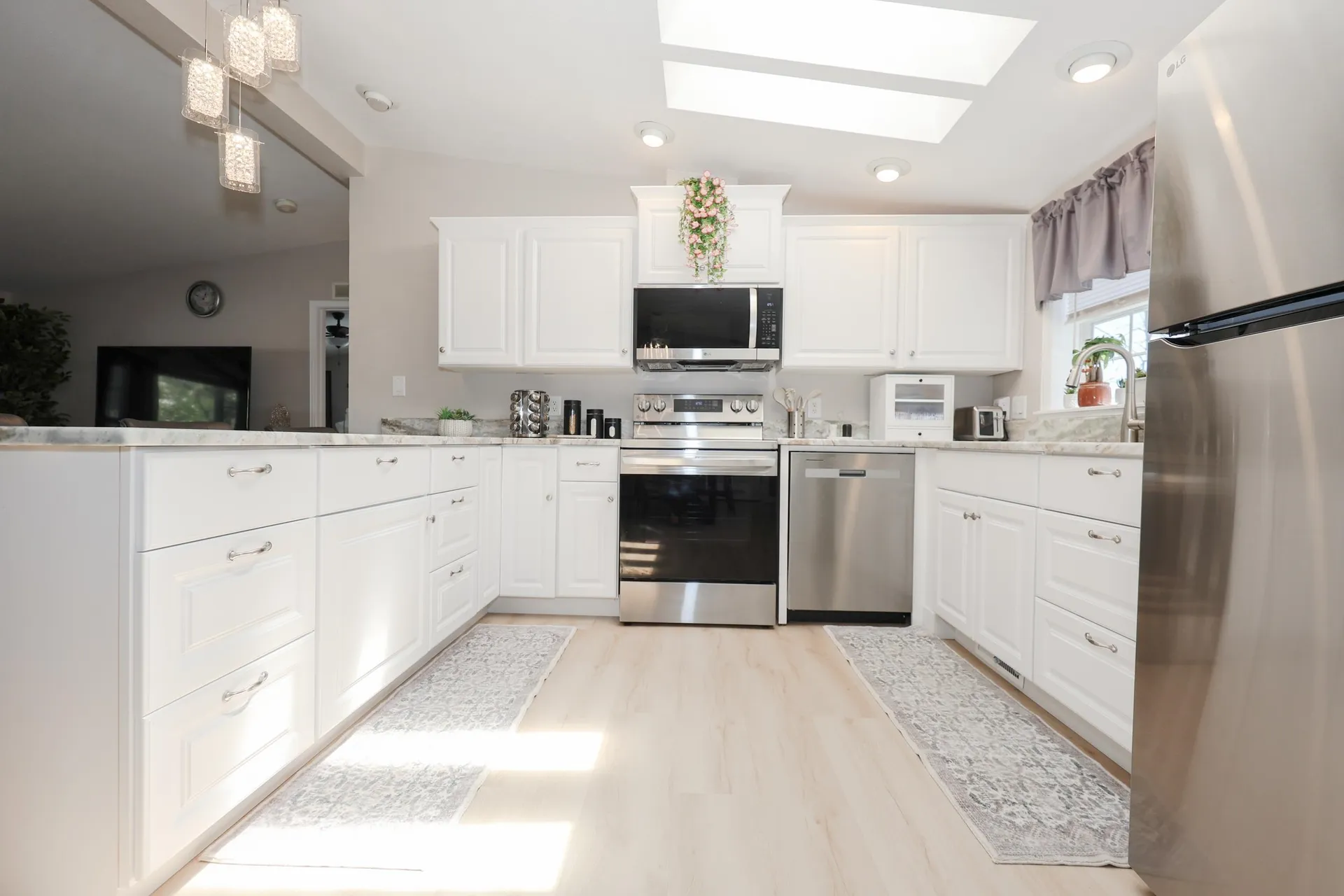 100 Ledgewood Way Manchester NH 03104