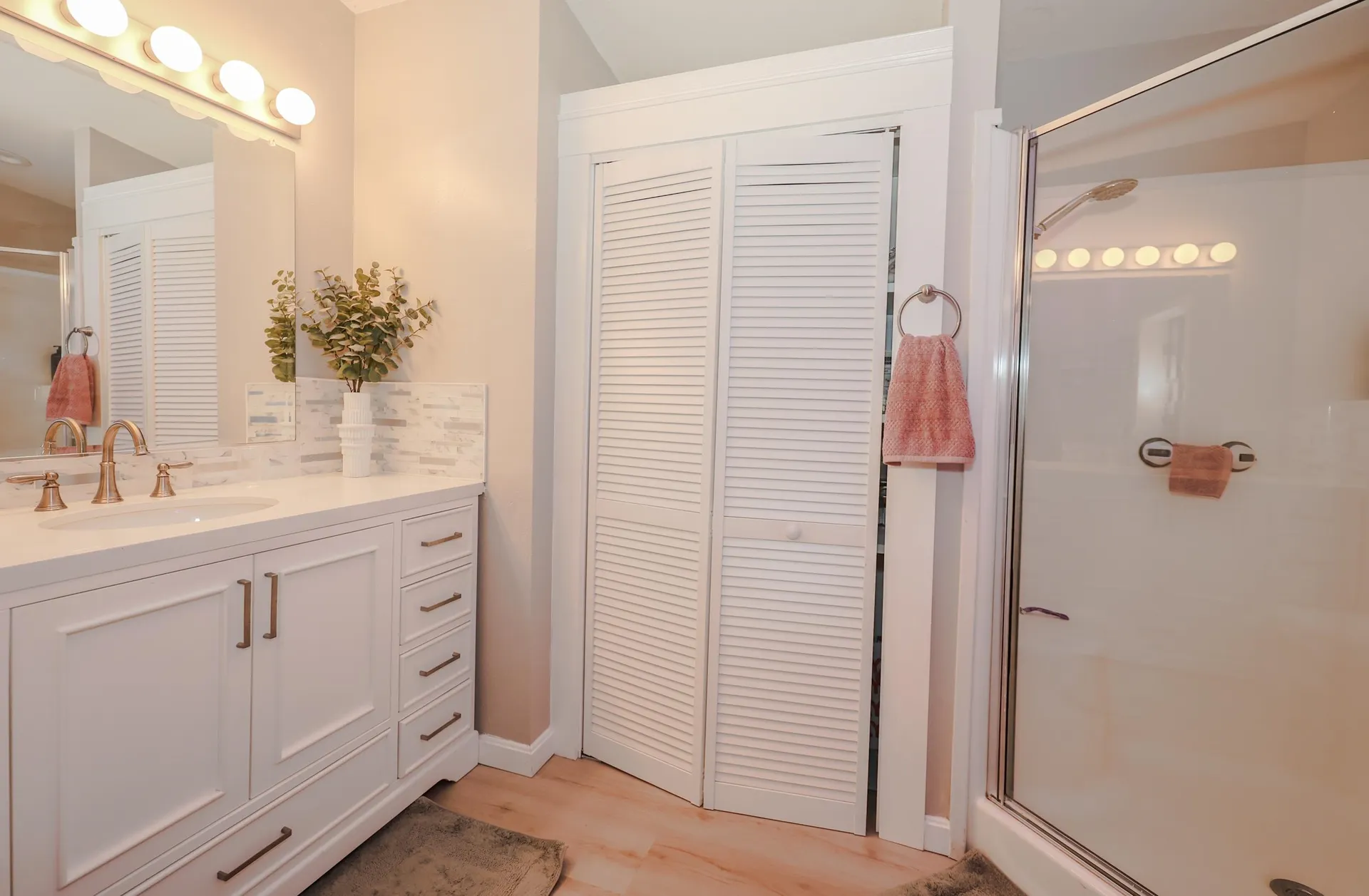 100 Ledgewood Way Manchester NH 03104