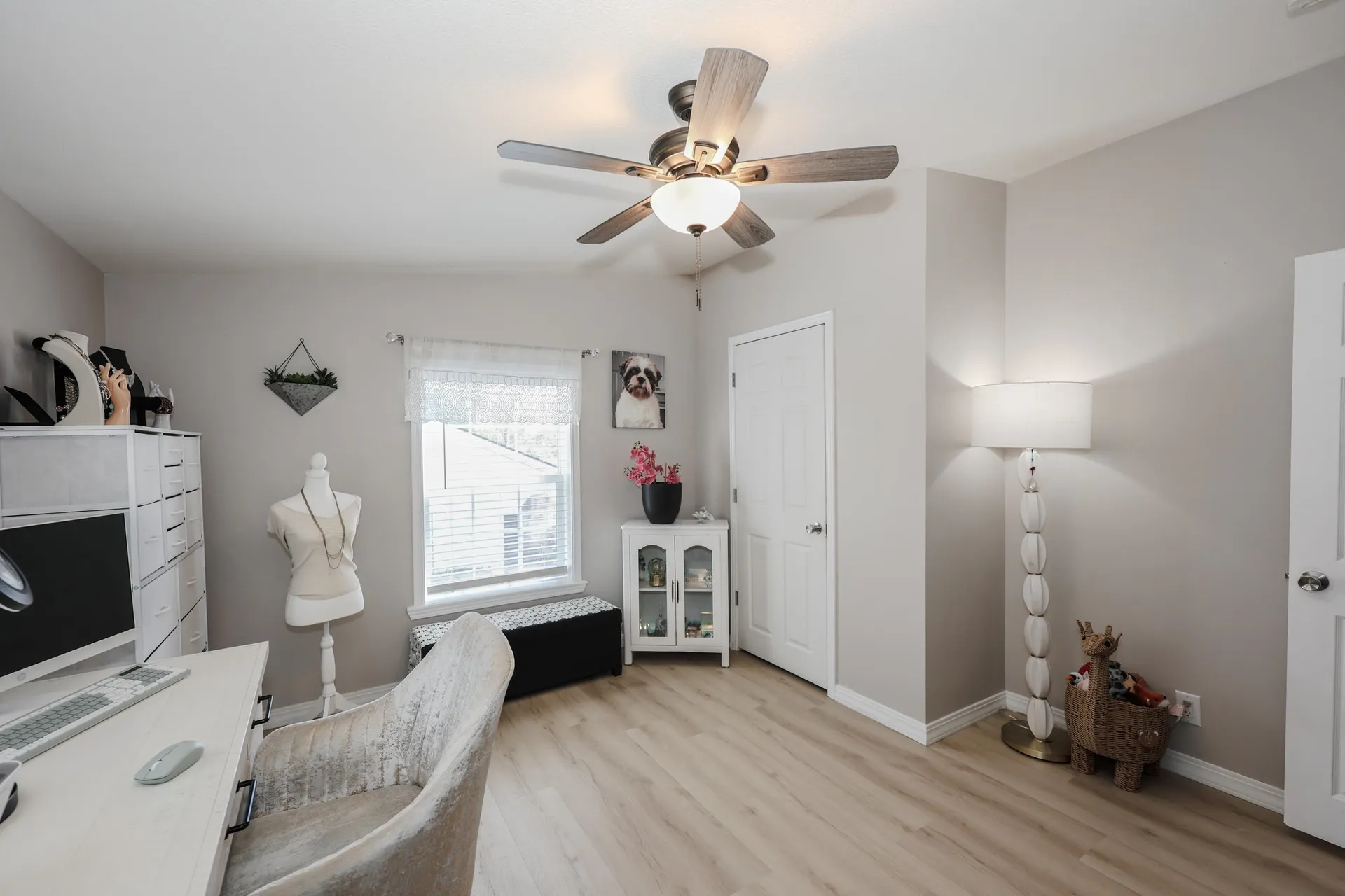 100 Ledgewood Way Manchester NH 03104