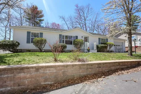 100 Ledgewood Way Manchester NH 03104