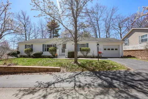 100 Ledgewood Way Manchester NH 03104