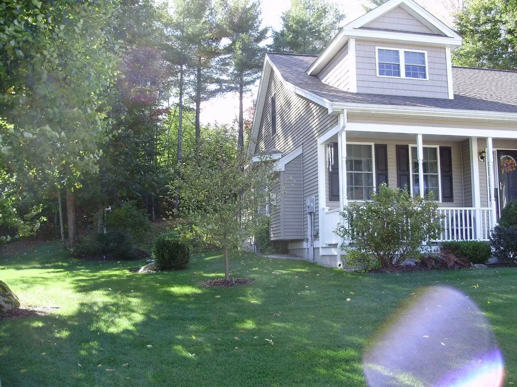 29 Port Way Laconia NH 03246