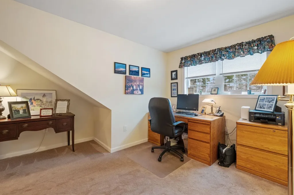 29 Port Way Laconia NH 03246