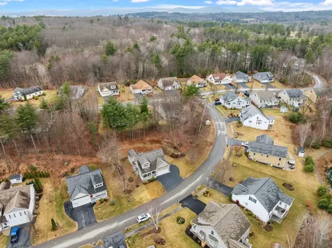 29 Port Way Laconia NH 03246