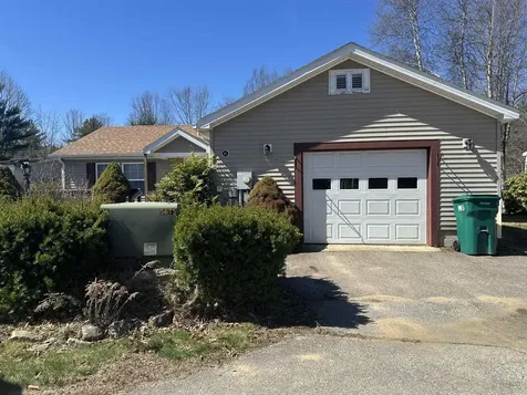 41 Magnolia Lane Belmont NH 03220