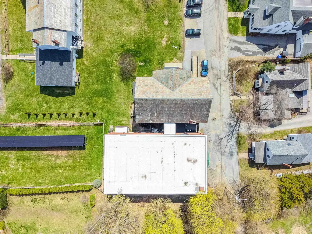 14 School Street Bristol VT 05443