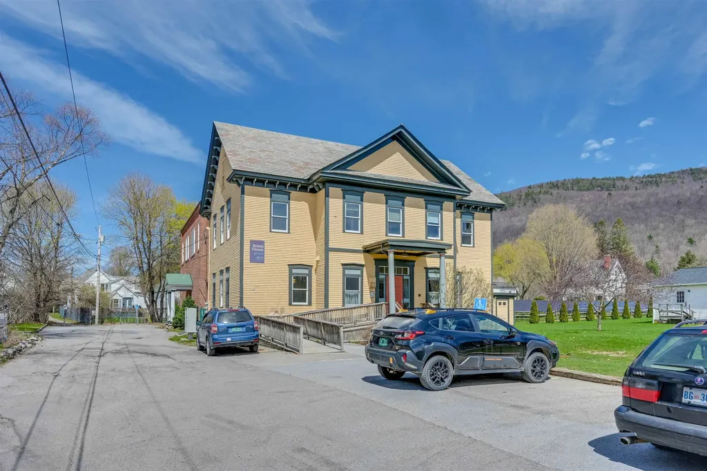 14 School Street Bristol VT 05443