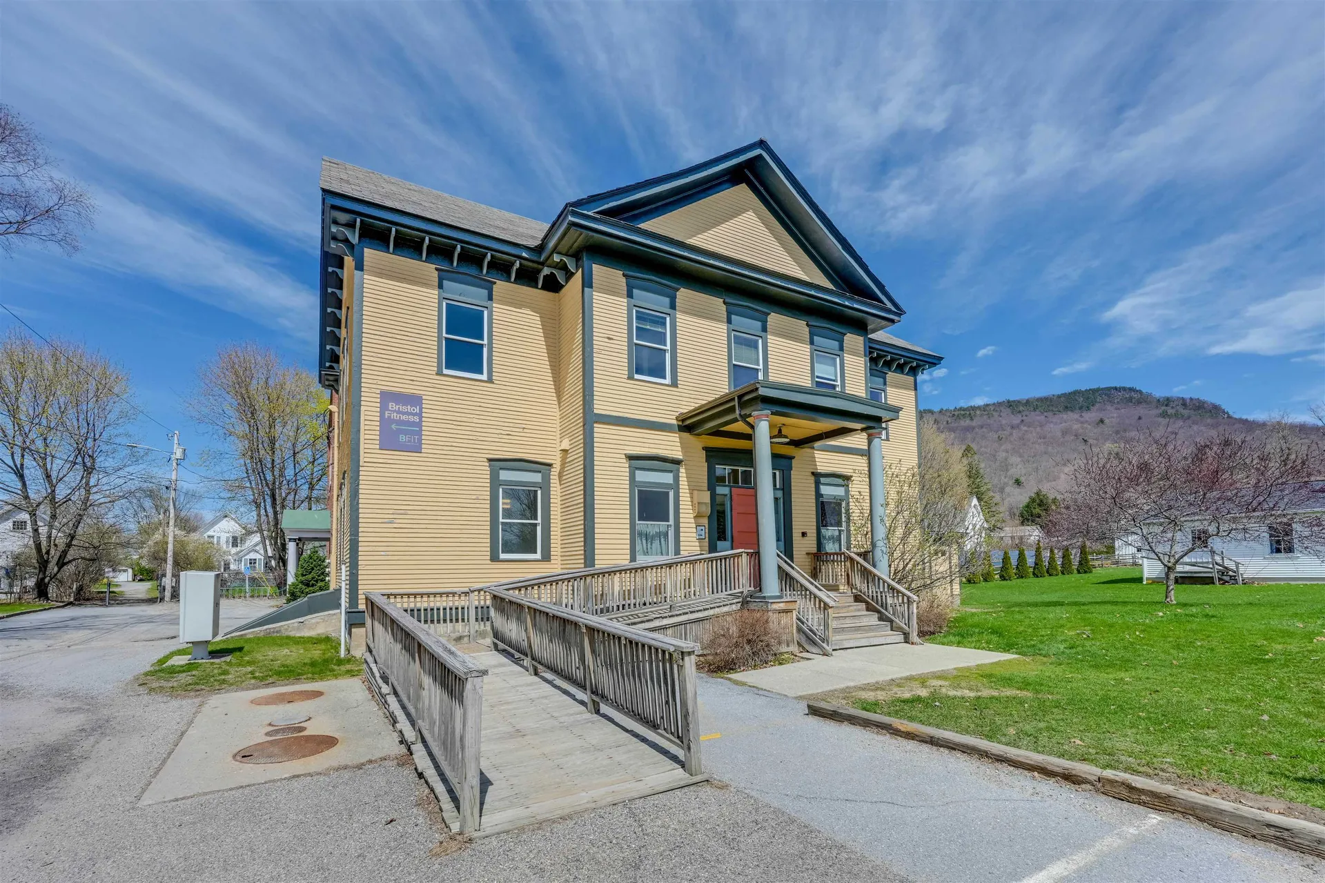 14 School Street Bristol VT 05443