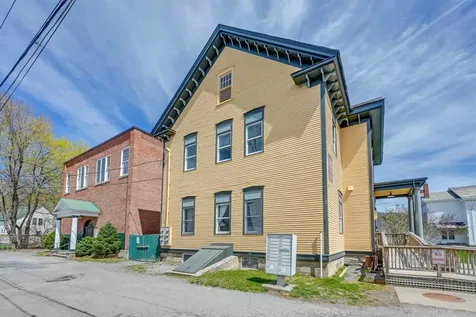 14 School Street Bristol VT 05443