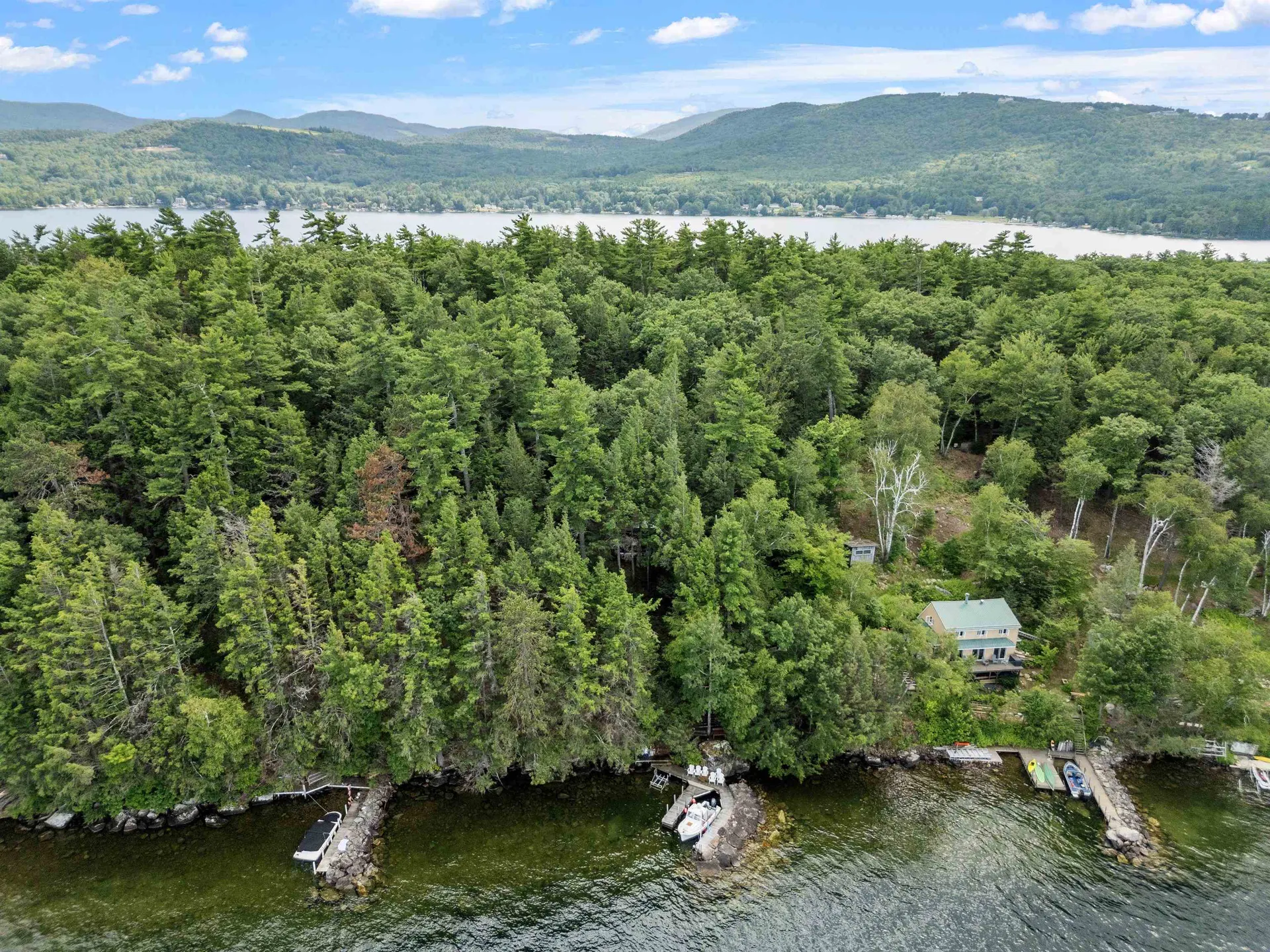 4 Diamond Island Gilford NH 03249