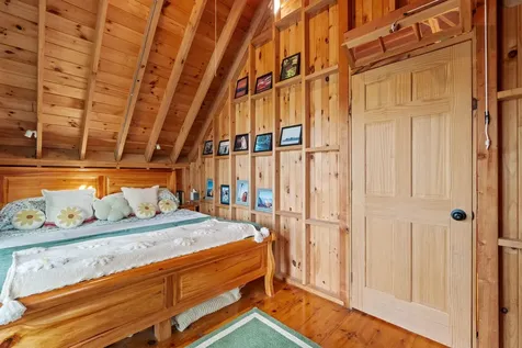 4 Diamond Island Gilford NH 03249