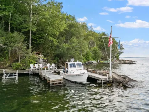 4 Diamond Island Gilford NH 03249