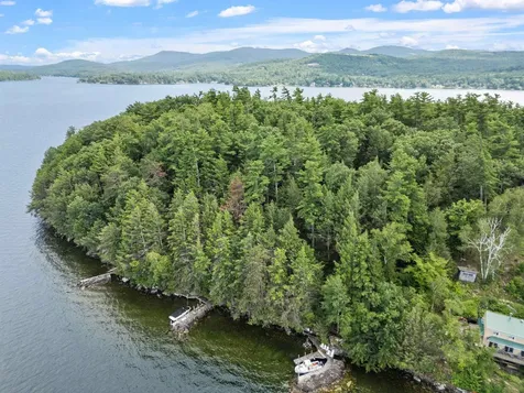 4 Diamond Island Gilford NH 03249