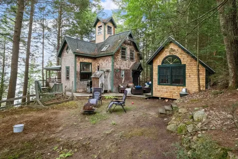 4 Diamond Island Gilford NH 03249