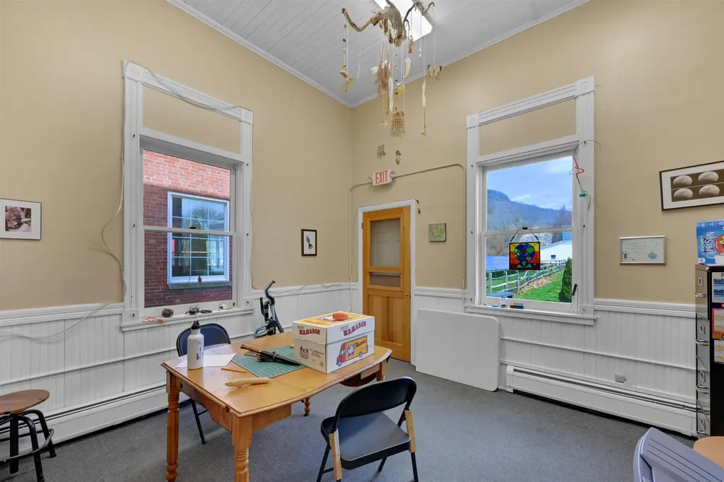 14 School Street Bristol VT 05443