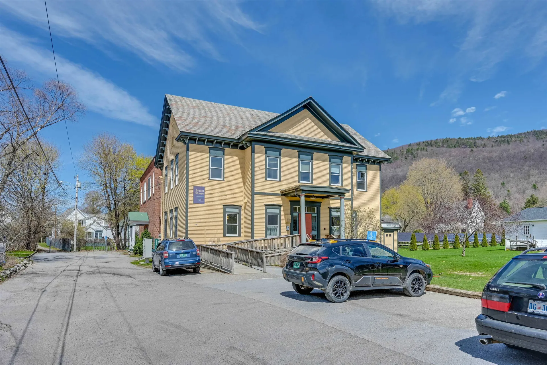 14 School Street Bristol VT 05443