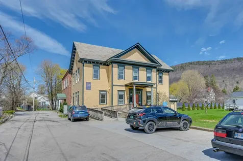 14 School Street Bristol VT 05443