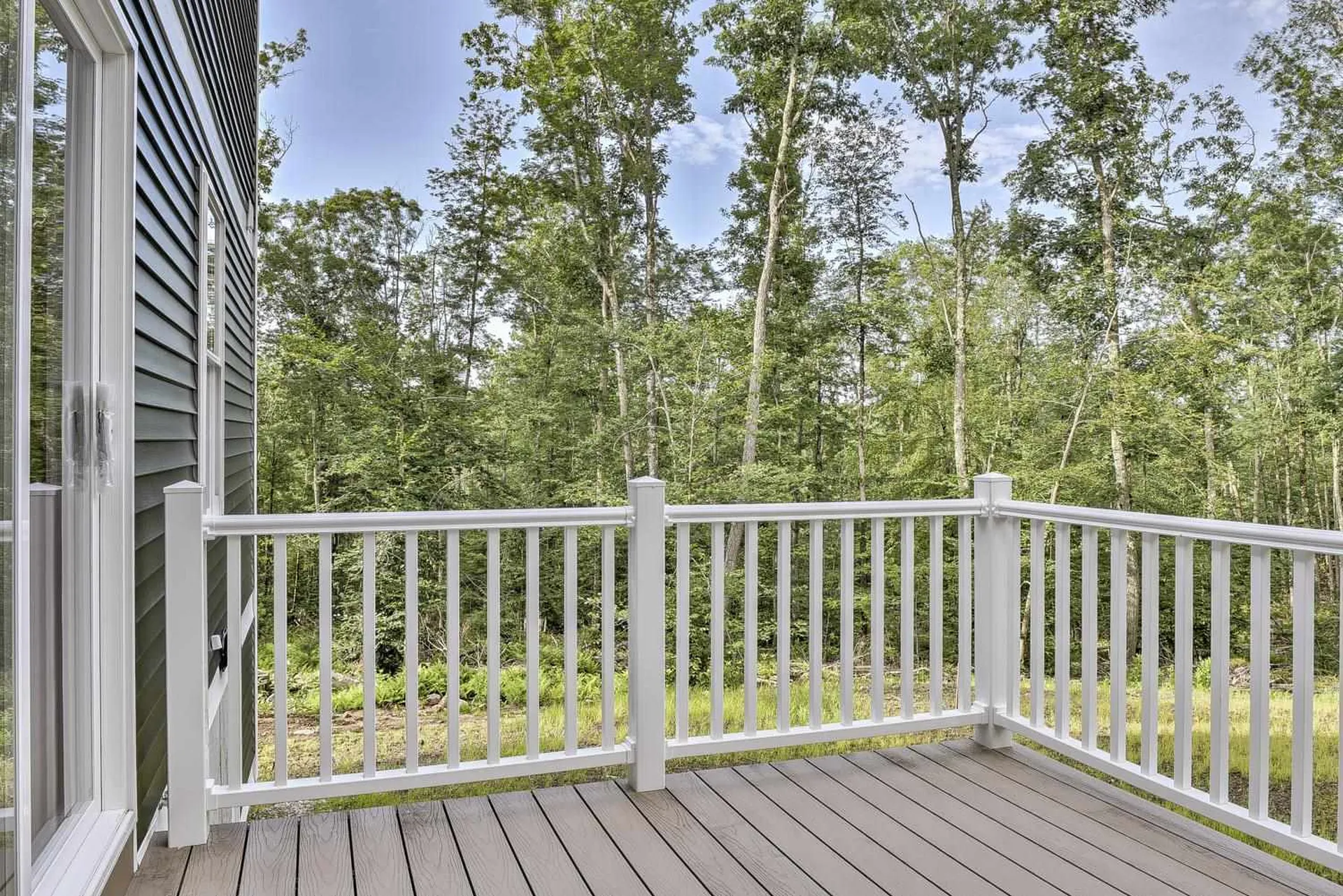 9 Asheley Avenue Hinsdale NH 03451