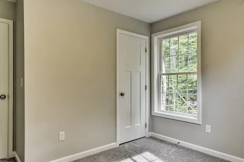 9 Asheley Avenue Hinsdale NH 03451