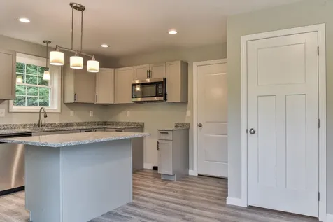 9 Asheley Avenue Hinsdale NH 03451