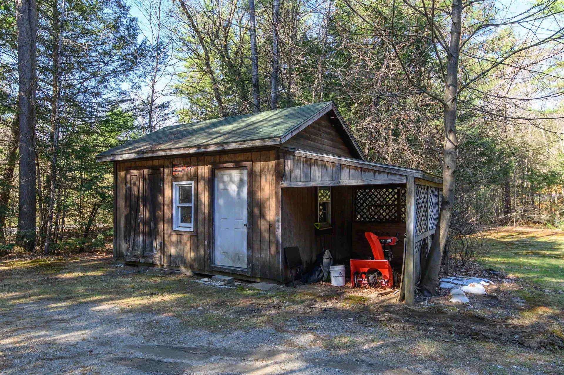 22 Deans Landing Chesterfield NH 03443