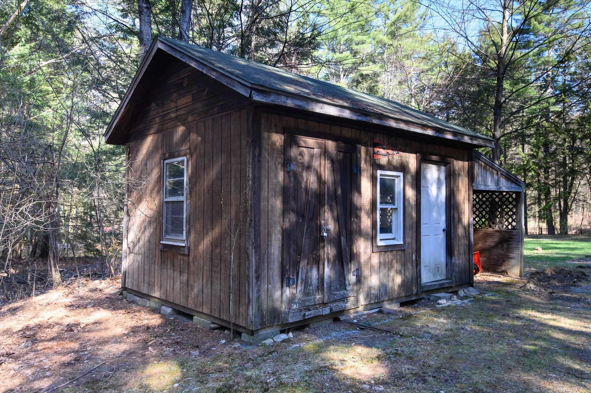 22 Deans Landing Chesterfield NH 03443