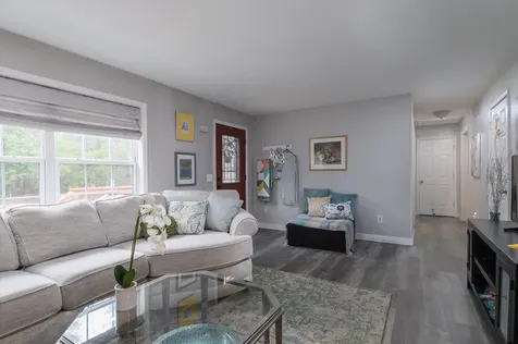22 Deans Landing Chesterfield NH 03443