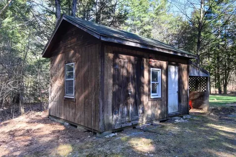 22 Deans Landing Chesterfield NH 03443