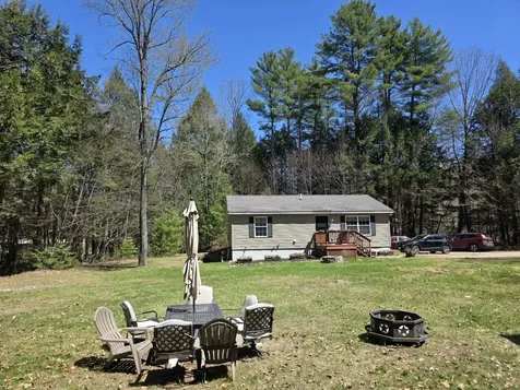 22 Deans Landing Chesterfield NH 03443