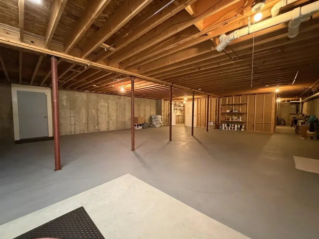 56 Glenwood Drive Springfield NH 03284