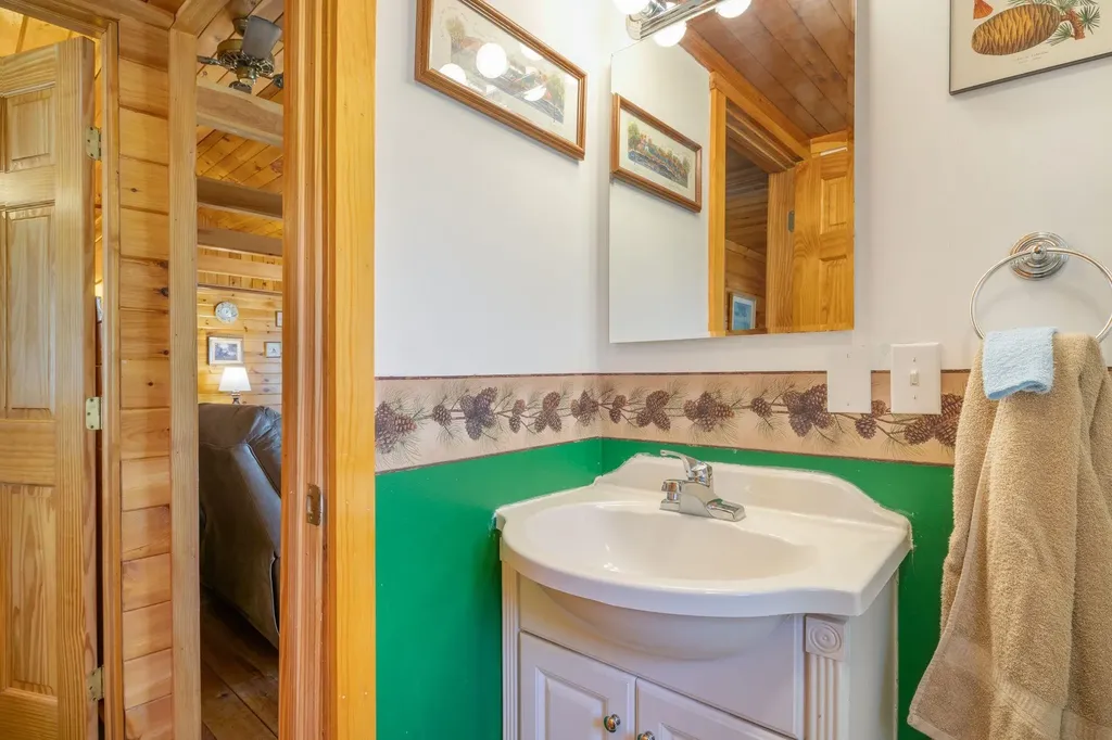 14 Bernier Lane Waterboro ME 04087