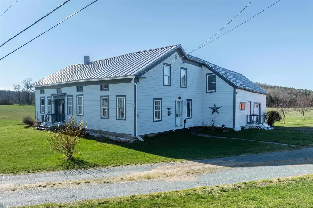2091 North Lake Road Benson VT 05743