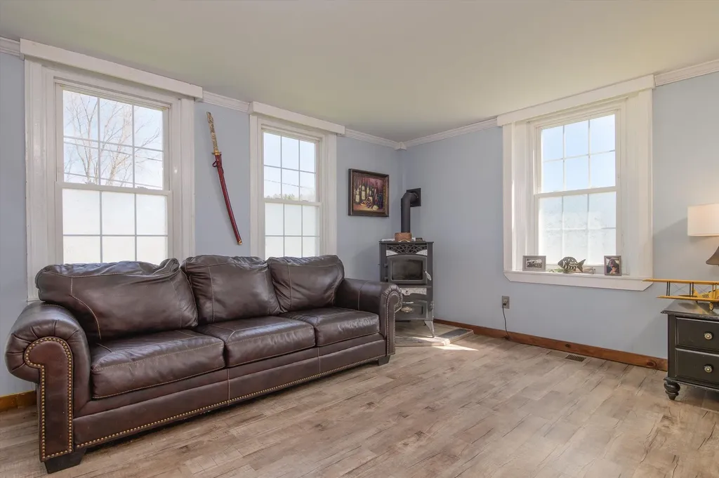 2091 North Lake Road Benson VT 05743