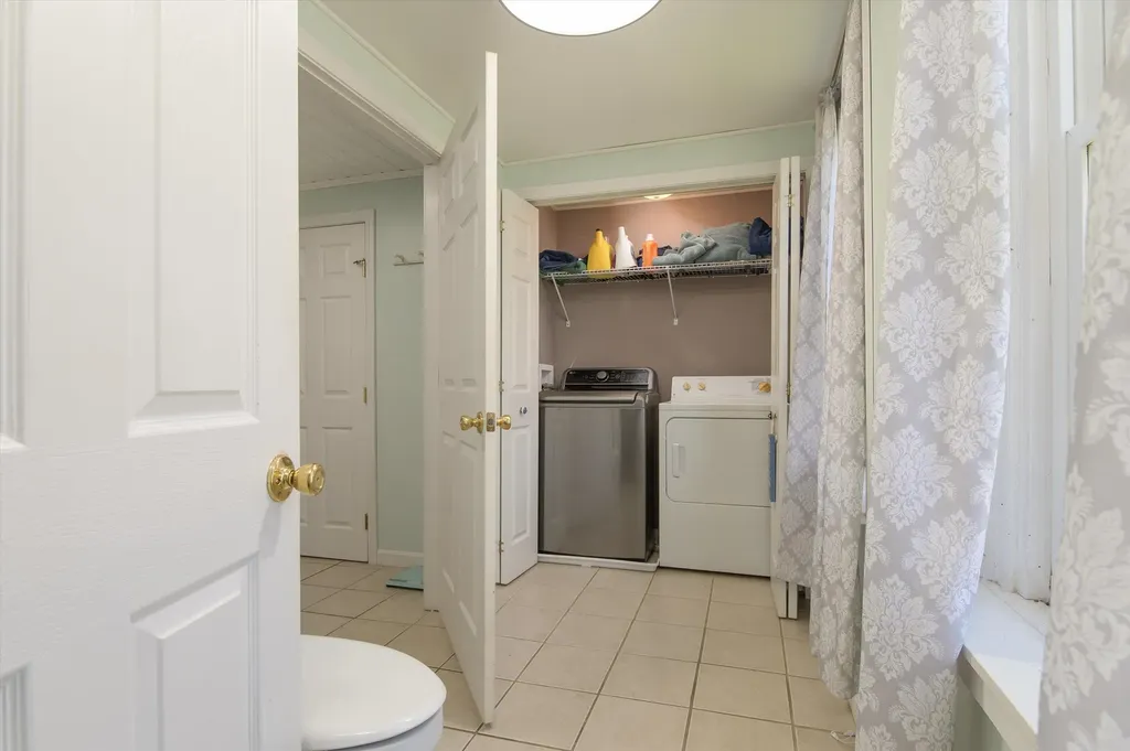2091 North Lake Road Benson VT 05743
