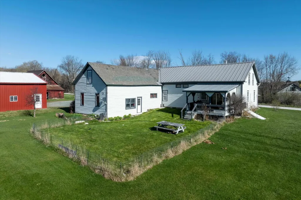 2091 North Lake Road Benson VT 05743