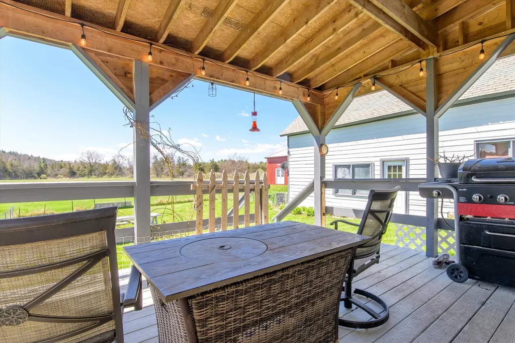 2091 North Lake Road Benson VT 05743