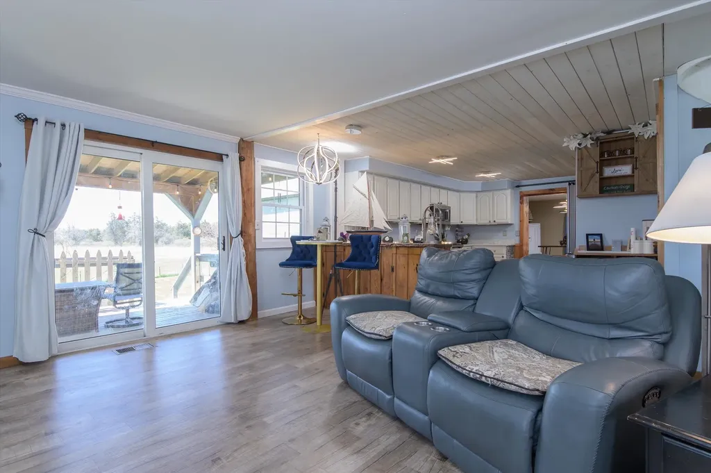 2091 North Lake Road Benson VT 05743