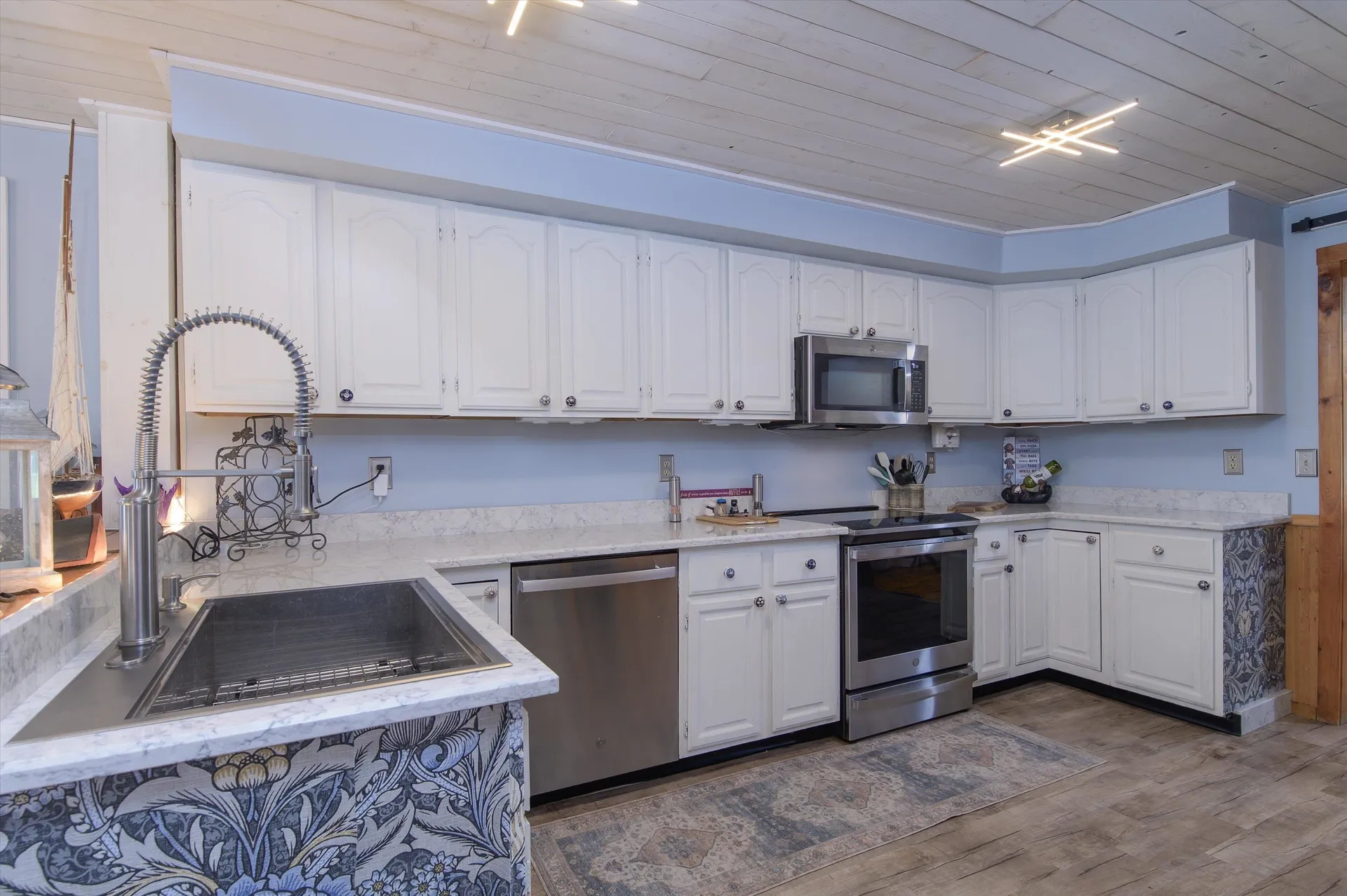 2091 North Lake Road Benson VT 05743